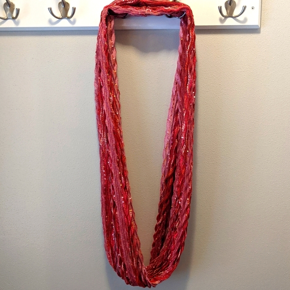 Infinity scarf - Picture 1 of 1